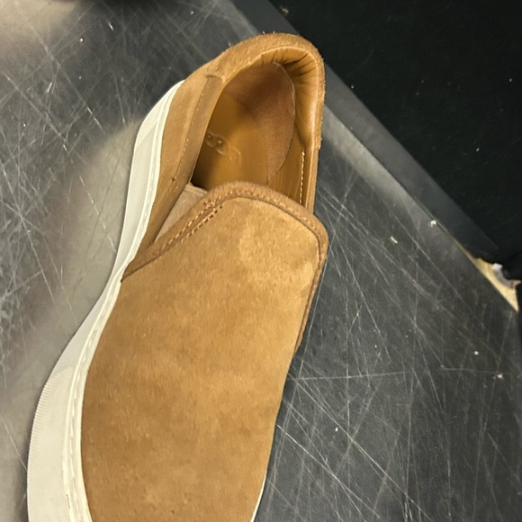Ugg Slip On Sneakers Size 8 Women - Picture 3 of 11